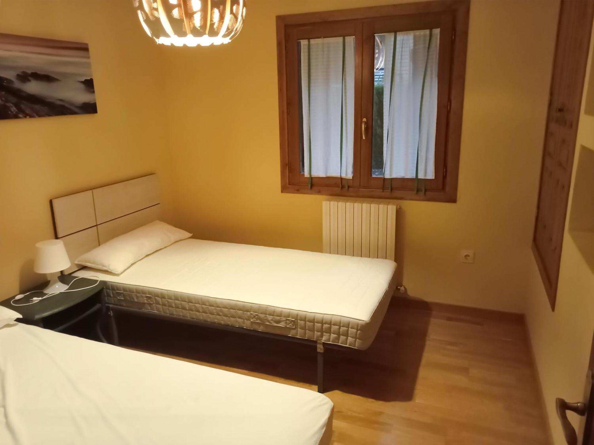 Apartamentos Valle De Tena - Biescas 3000 Ngoại thất bức ảnh